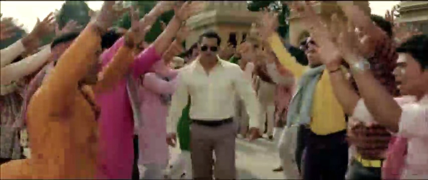 Dabangg Tráiler VO
