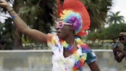 Gaycation Tráiler VO