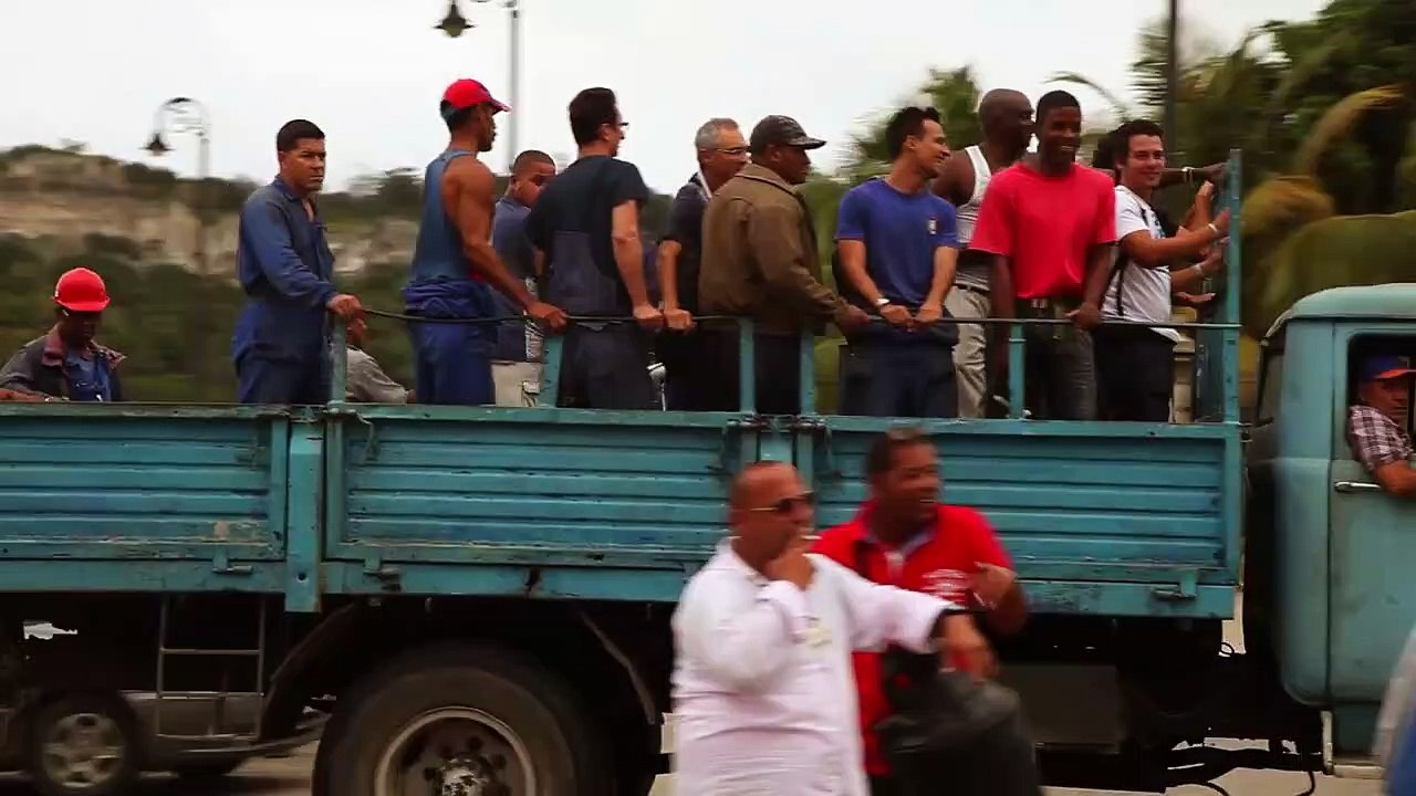 Mautner em Cuba Trailer Original