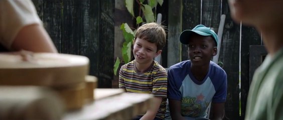 Peter y el dragón Clip (6) VO