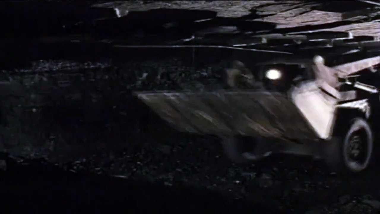 Das Profundezas Trailer