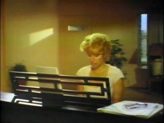 Tudo em Família Trailer Original