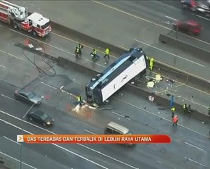 Bas terbabas dan terbalik di lebuh raya utama