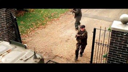 Mercenaries Tráiler VO