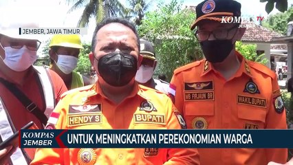 Télécharger la video: 35 Kilometer Jalan Rusak di Selatan Kabupaten Jember Diperbaiki