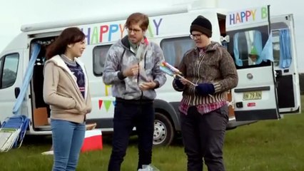 Please Like Me - season 4 Tráiler VO