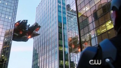 Supergirl - season 2 Clip VO