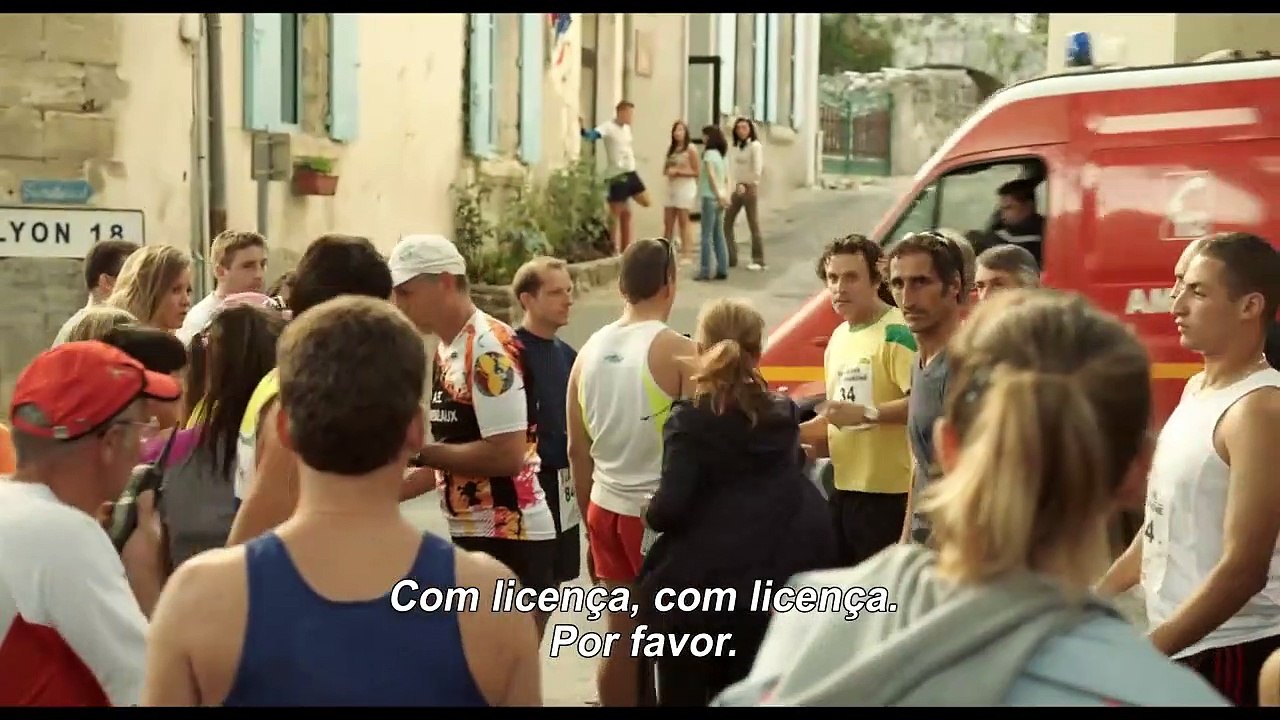 Sobre Amigos, Amor e Vinho Trailer Legendado
