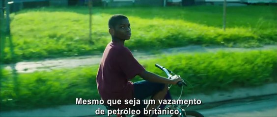 Fator de Risco Trailer Legendado
