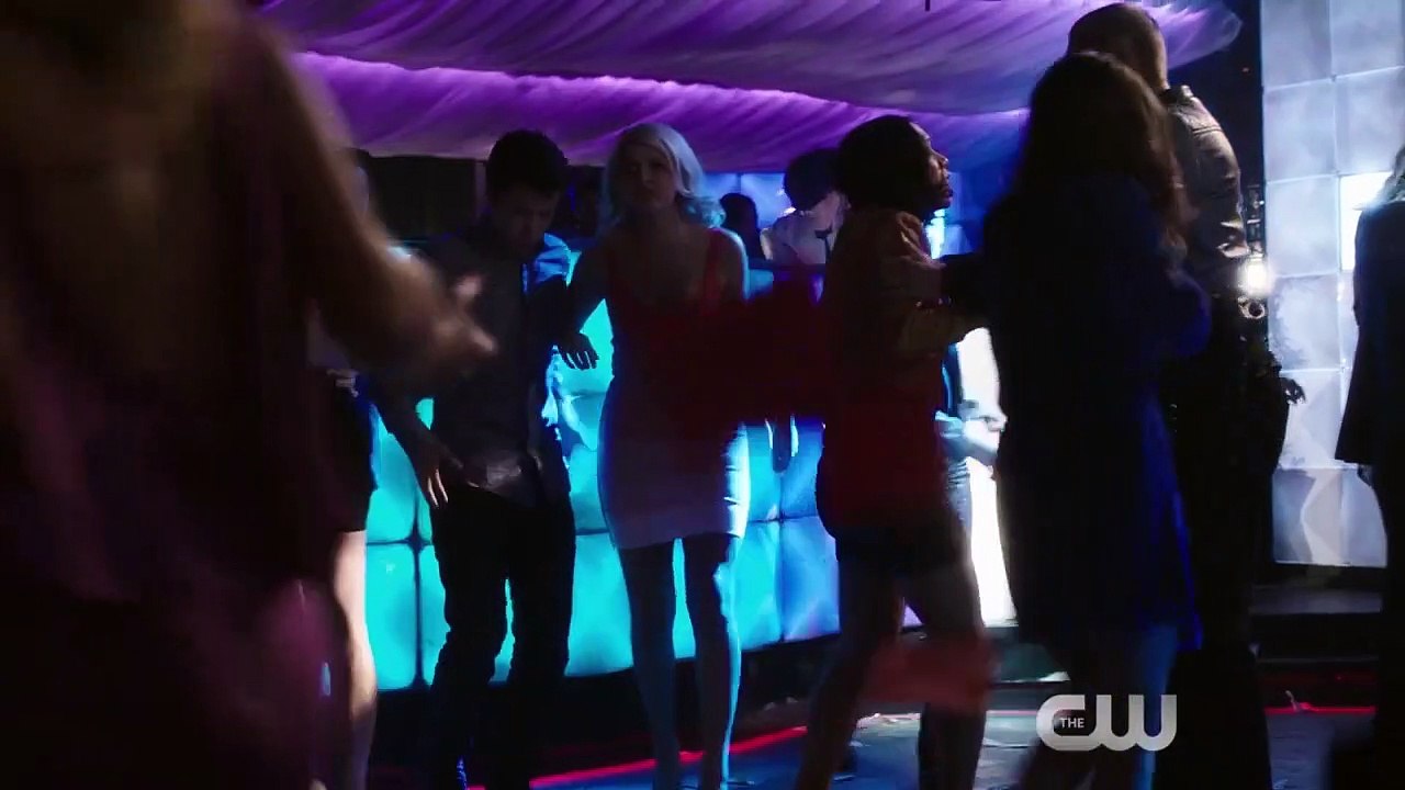 The Flash 2ª Temporada Teaser "Trajectory" Original