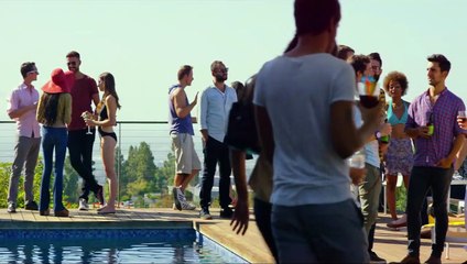 Música, Amigos e Festa Trailer (2) Original