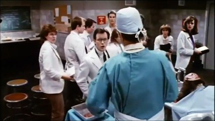 A Hora dos Mortos-Vivos Trailer Original