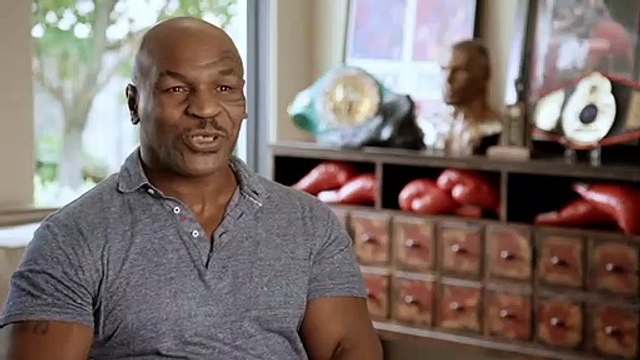 Tour de Pharmacy Tráiler VO