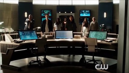 The Flash 2ª Temporada Trailer (1) Other Worlds Original