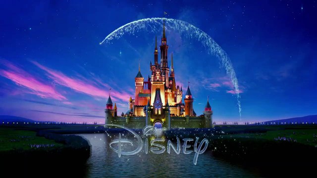 Alice Através do Espelho Comercial de TV (5) Original