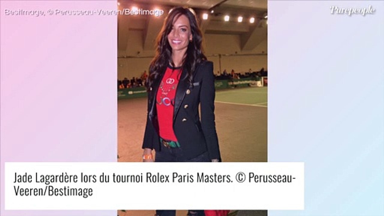 Jade Lagardère : Une bombe en bikini, maman canon avec ses enfants !