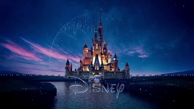 Alice Através do Espelho Comercial de TV (6) Legendado - Coelho Branco