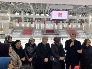 Dünya Kadınlar Günü'nde pilates ve fitness salonu açıldı