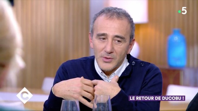 Il continue de perdre la boule : Elie Semoun donne des nouvelles de son père qui souffre de la maladie Alzheimer