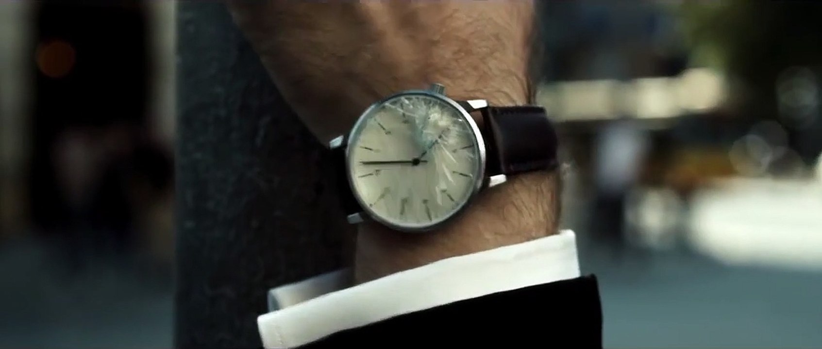 11 Minutes Trailer (2) OV