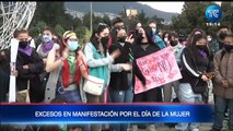 Quito: Manifestantes por el día de la mujer se excedieron