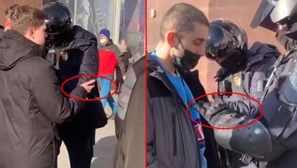 Ukraynalılardan sonra halkına da eziyete başladı! Putin'in polisleri tek tek telefonları inceliyor