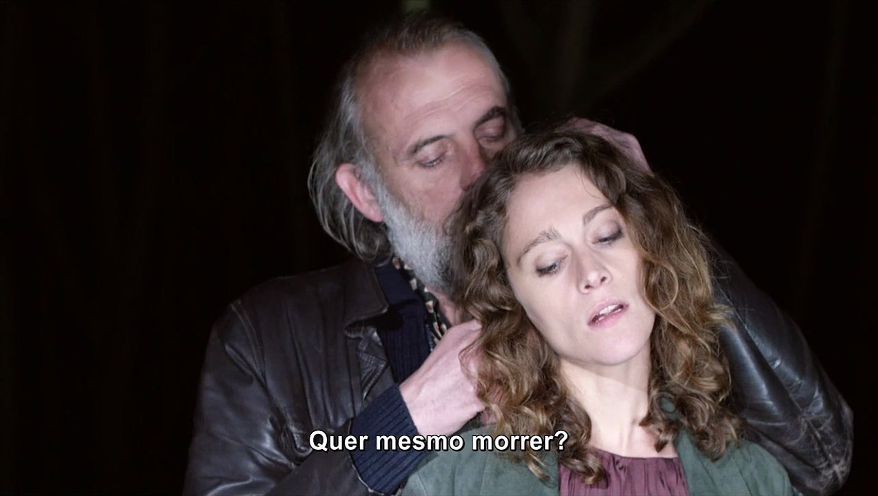 Apesar da Noite Trailer Legendado