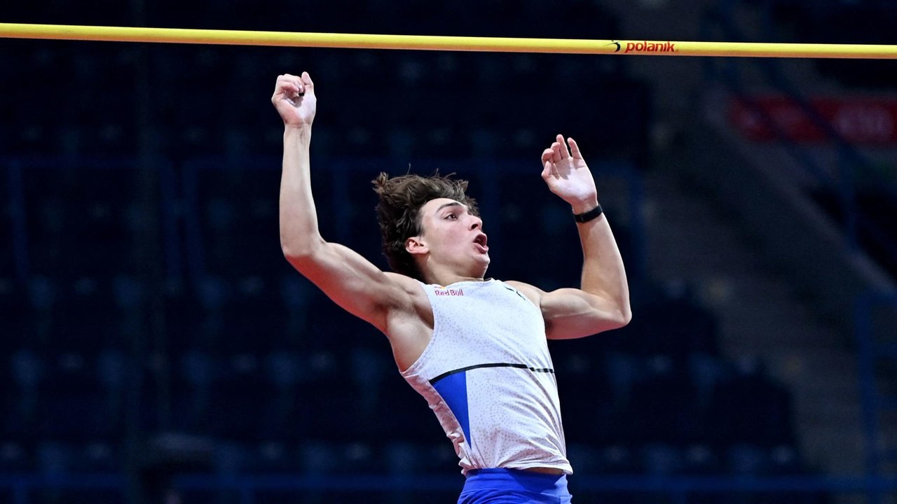 Avec un saut à 6,19 m, le prodige de la perche Armand Duplantis bat son propre record du monde