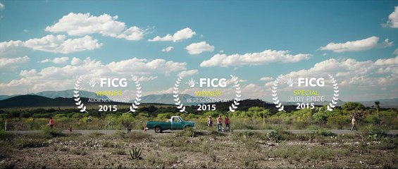 La delgada línea amarilla Tráiler (2)