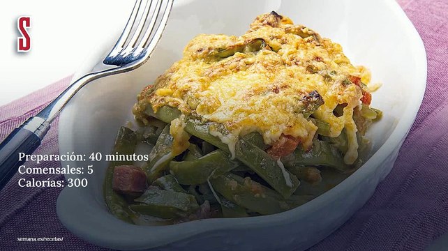 Vídeo Receta: Judías verdes con cebolla, tomate y queso