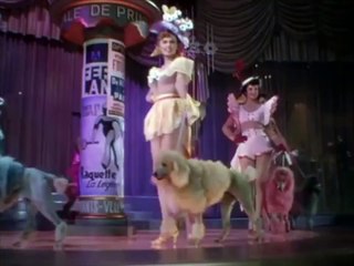 Abril en París Tráiler VO