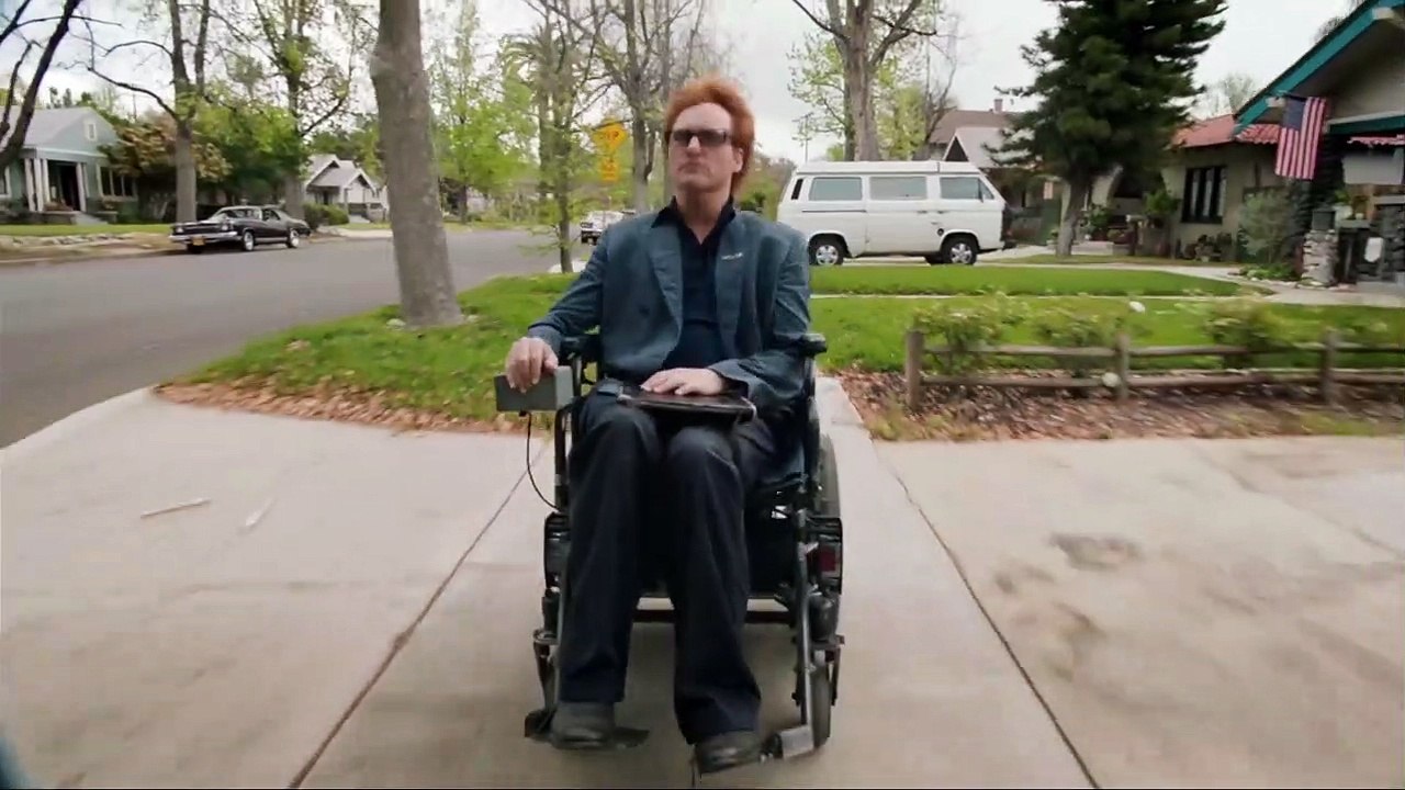 No te preocupes, no llegará lejos a pie Tráiler (2)