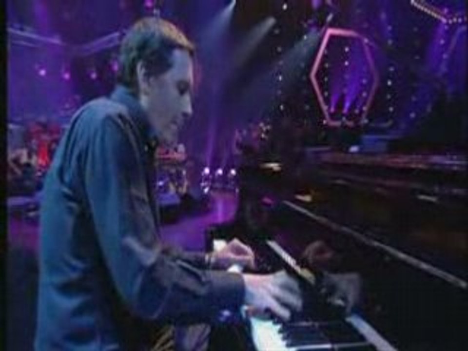 Ms Dynamite - Dy-Na-Mi-Tee  Live 2002