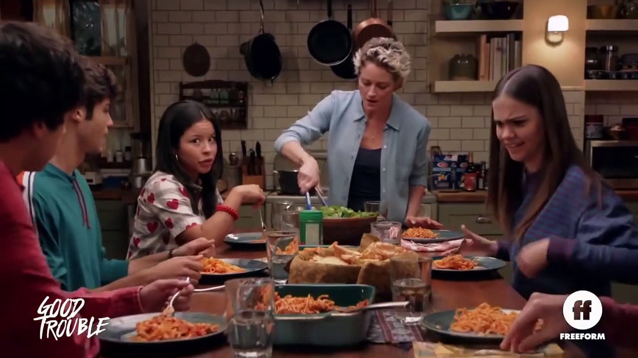 Good Trouble Reportaje VO