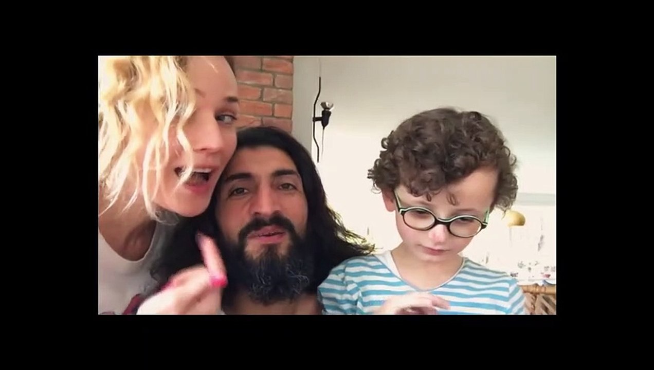 Em Pedaços Trailer Original