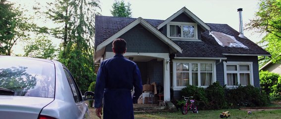 Un mar de enredos Tráiler