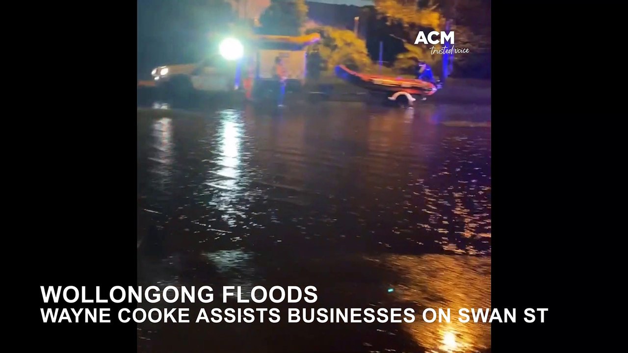 Flooding through Swan Street, Wollongong | Illawarra Mercury | 8 March 2022