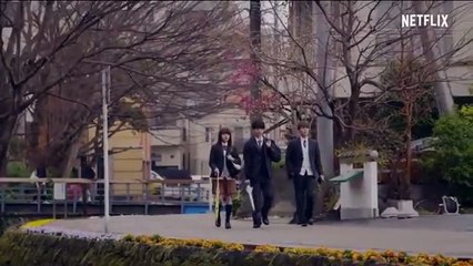 El patito feo que surcó los cielos Tráiler VO