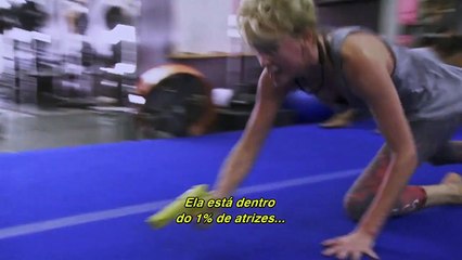 Atômica Making of Legendado - "Lute Como uma Garota"