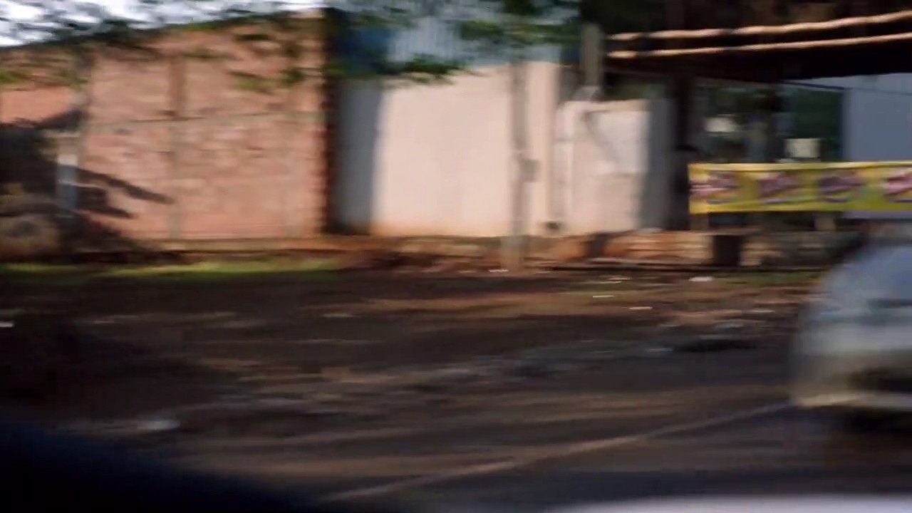 Pela Janela Trailer Original