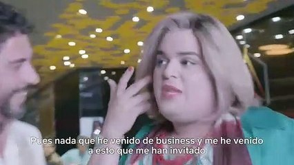 Paquita Salas - season 3 Clip (4)