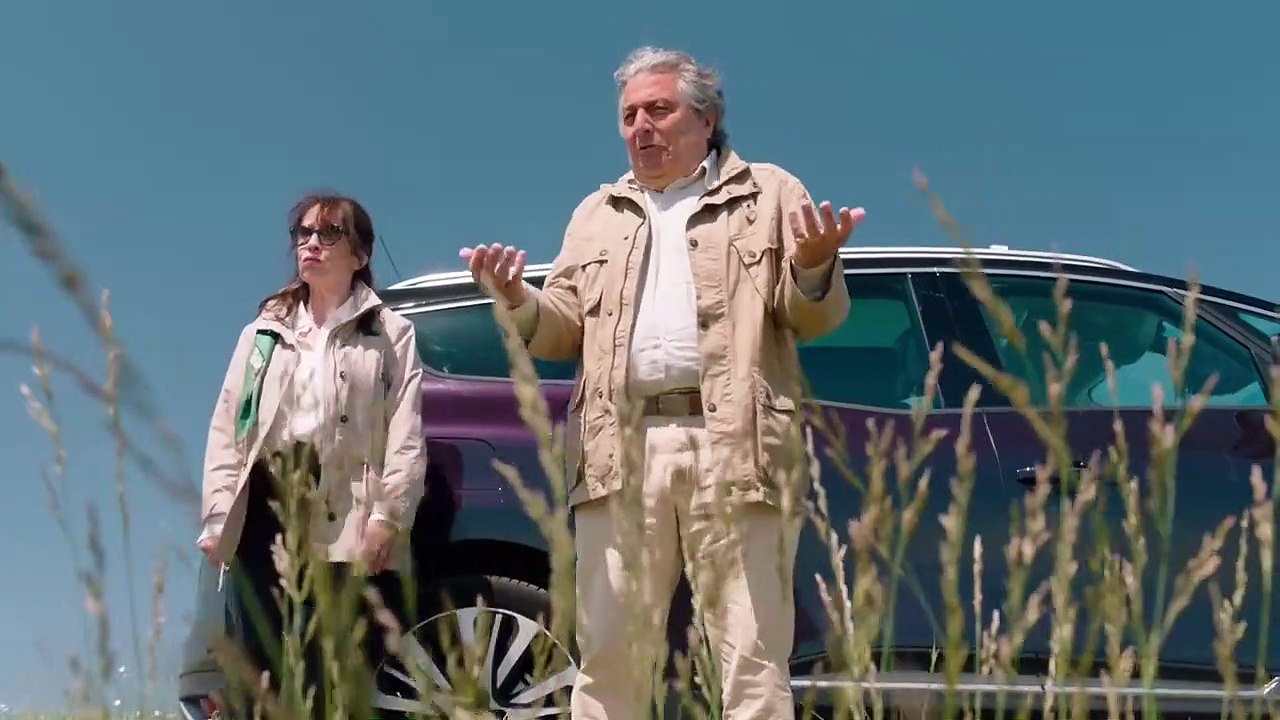 Dios mío, ¿pero qué te hemos hecho... ahora? Tr...