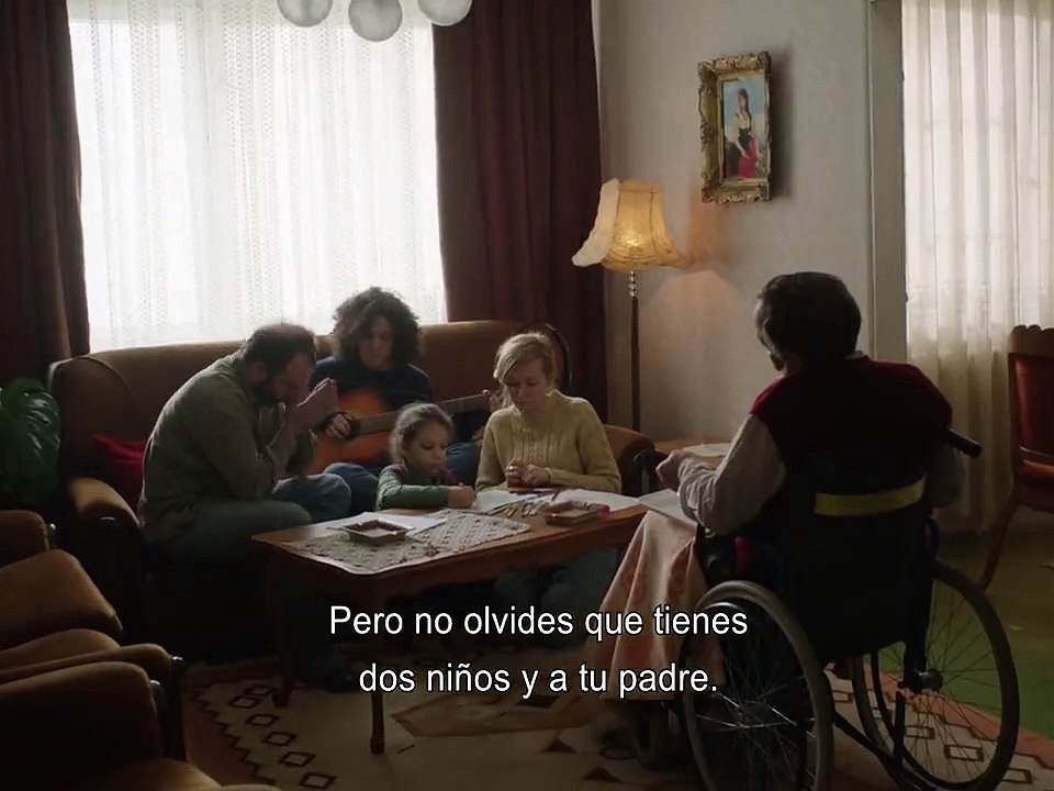 Cold November Tráiler VO