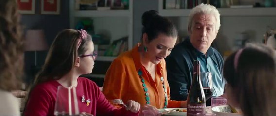 Padre no hay más que uno Tráiler