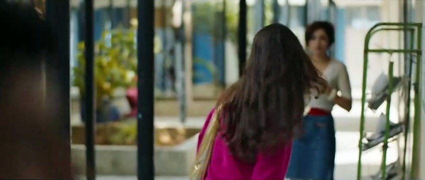 Papicha. Sueños de libertad Tráiler (2) VO