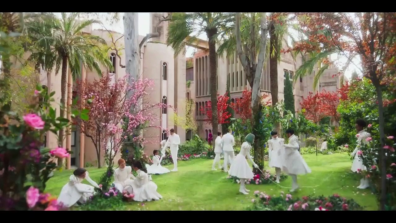 Paradise Hills Tráiler
