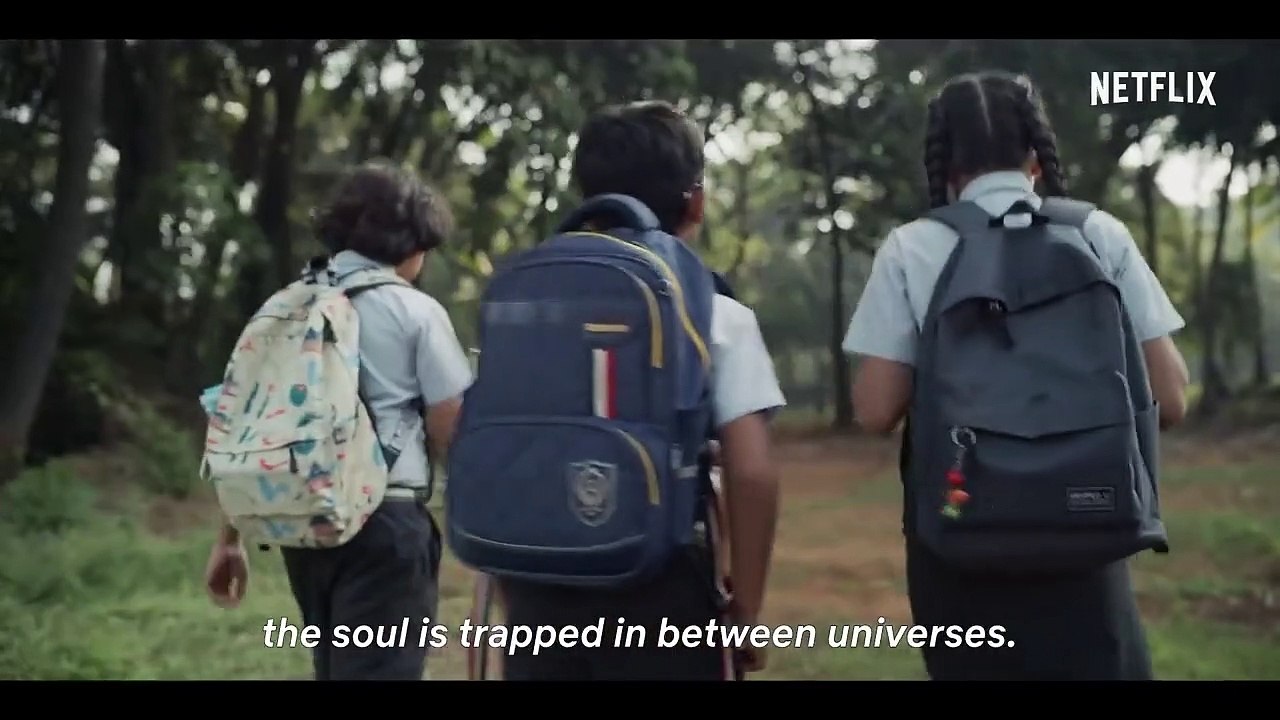 Typewriter Tráiler VO
