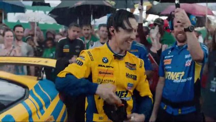 El arte de vivir bajo la lluvia Tráiler (2) VO