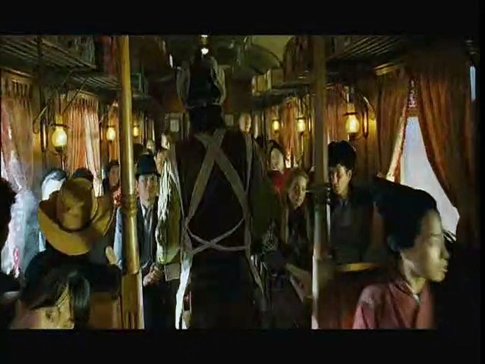 The Good, The Bad, The Weird Videoclip DF