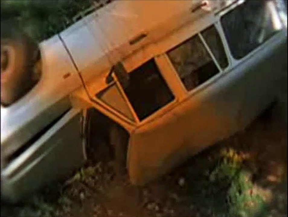 Anaconda: Offspring Videoclip (2) DF